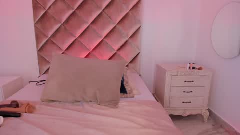 INSTAGRAM  m2221     online show from 01.14.25