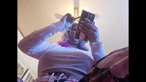 naked_influencer online show from 01.20.25