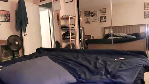 Snapshot of nakedmonkey chatting on 03.06.26 nakedmonkey online show from 03.06.26