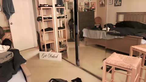 nakedmonkey online show from 05.12.26