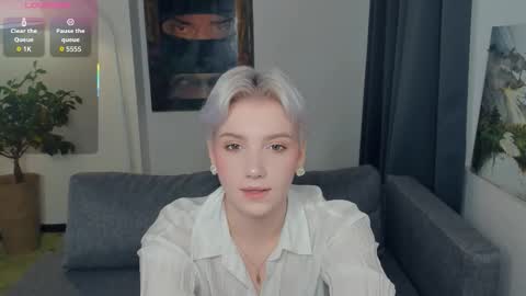 Snapshot of nakishacroshaw chatting on 10.09.25 Kate online show from 10.09.25