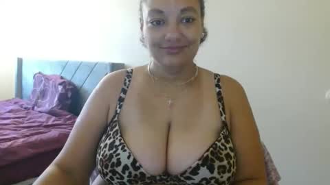 Snapshot of nala_thickk chatting on 12.17.24 Nala Thickk online show from 12.17.24