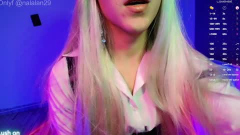Onlyf4s nalalan29 online show from 03.12.25