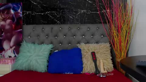 Snapshot of nalaroy chatting on 01.08.25 NALAROY online show from 01.08.25