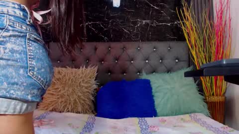 Snapshot of nalaroy chatting on 01.20.25 NALAROY online show from 01.20.25