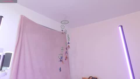 nami_usagi online show from 10.17.25