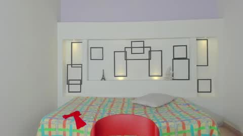 Namoi Smith online show from 01.13.25