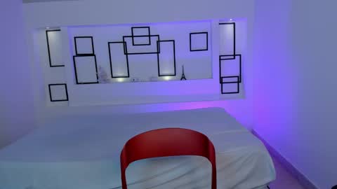 Namoi Smith online show from 02.10.25