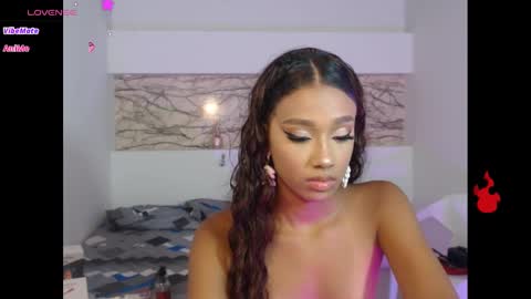 Namoi Smith online show from 03.09.25