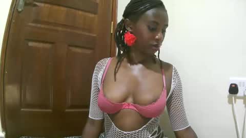 nana2095 online show from 12.19.25