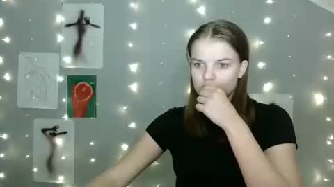 Nana online show from 09.15.25