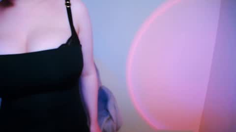 Snapshot of nanafey chatting on 01.12.25 your candy online show from 01.12.25