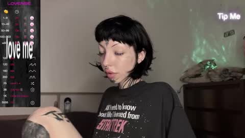 Snapshot of nananevaeragain chatting on 12.18.24 Nana online show from 12.18.24