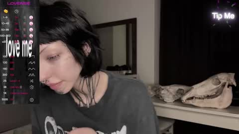 Snapshot of nananevaeragain chatting on 12.21.24 Nana online show from 12.21.24