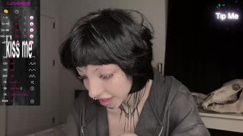 Snapshot of nananevaeragain chatting on 12.24.24 Nana online show from 12.24.24