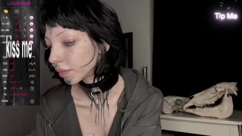 Snapshot of nananevaeragain chatting on 12.26.24 Nana online show from 12.26.24