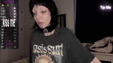 Snapshot of nananevaeragain chatting on 12.27.24 Nana online show from 12.27.24