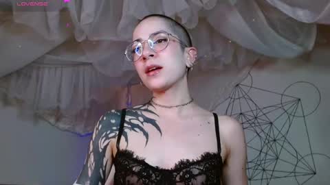 Alma  Maria online show from 02.19.25