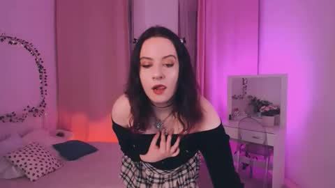 Snapshot of nanayoursoul chatting on 10.15.25 Nana online show from 10.15.25