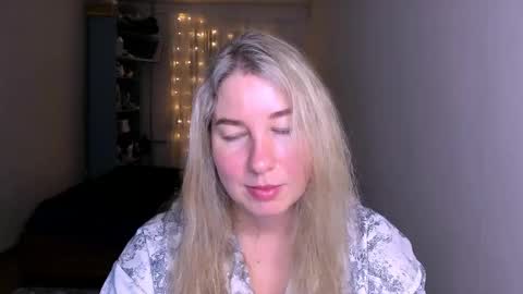 Snapshot of nancysanders chatting on 04.18.26 Nancy online show from 04.18.26