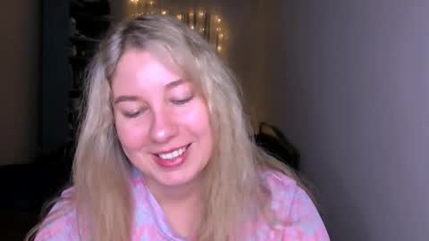 Snapshot of nancysanders chatting on 04.23.26 Nancy online show from 04.23.26