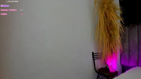 Nanda online show from 04.08.26