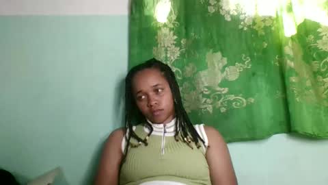 Snapshot of nandrianina416143 chatting on 04.16.26 nandrianina416143 online show from 04.16.26