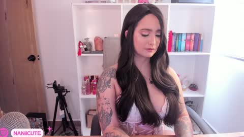 ELLA online show from 12.24.24