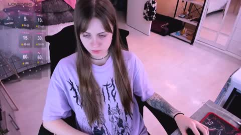 Monday-Friday 12-4 AM and 6-9 AM New York time online show from 01.07.25