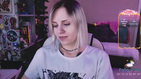 Monday-Friday 12-4 AM and 6-9 AM New York time online show from 02.16.26