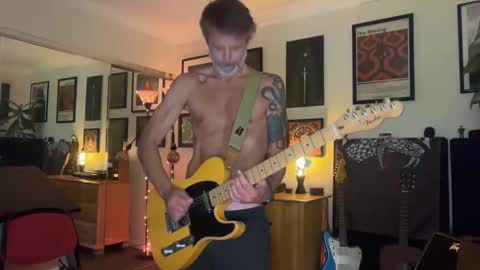 Snapshot of nannerbrains chatting on 03.07.26 nannerbrains online show from 03.07.26