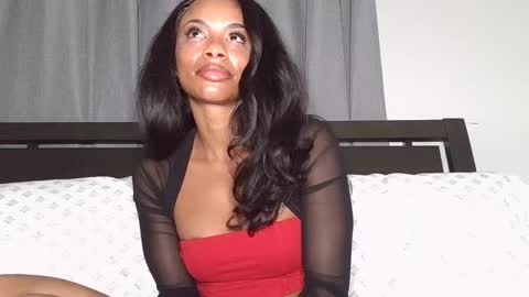 Snapshot of nanneyrose chatting on 09.11.25 Nanneypooh online show from 09.11.25