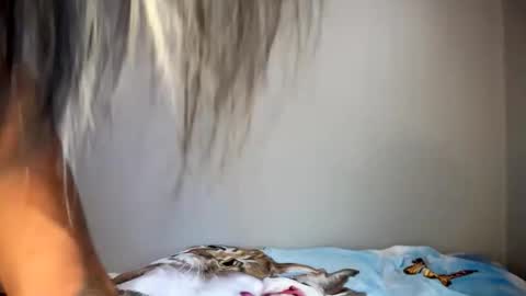 Snapshot of nanneyrose chatting on 04.01.26 Nanneypooh online show from 04.01.26