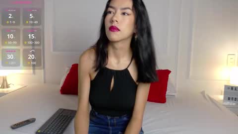 Snapshot of nany_model25 chatting on 11.27.25 nany_model25 online show from 11.27.25