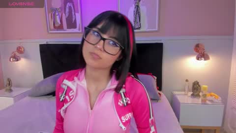 Naoko online show from 01.12.25