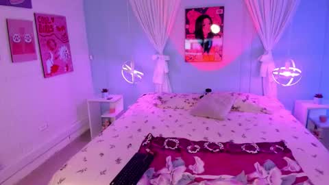 Naomi online show from 02.13.26