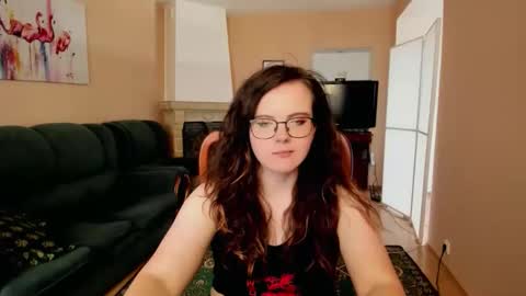 Snapshot of naomi_di chatting on 06.10.26 naomi_di online show from 06.10.26