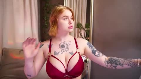 naomi_hotterr online show from 06.20.26