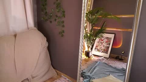 naomi_hotterr online show from 07.12.26