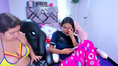 Snapshot of naomi_johnson132 chatting on 06.01.26 nahomi online show from 06.01.26