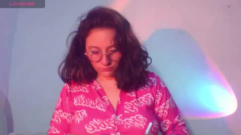 Snapshot of naomi_moon3 chatting on 03.07.25 Naomi online show from 03.07.25