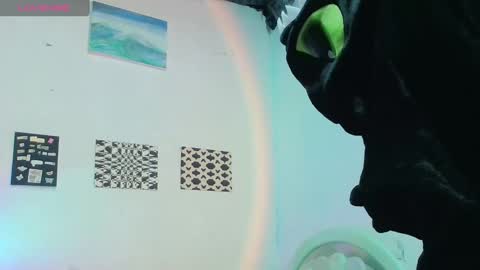 Snapshot of naomi_moon3 chatting on 03.11.25 Naomi online show from 03.11.25