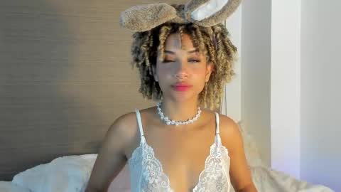 naomidawson online show from 02.12.26