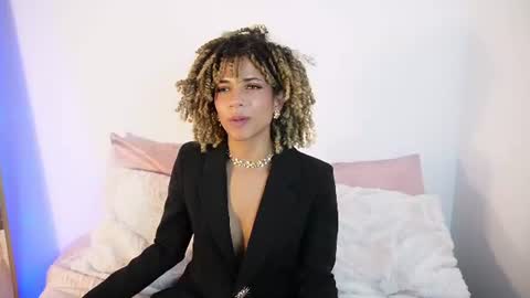 naomidawson online show from 06.14.26