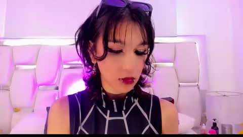 Snapshot of naomiharuno chatting on 02.24.25 naomiharuno online show from 02.24.25