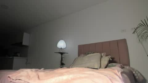 Naomii online show from 03.24.26