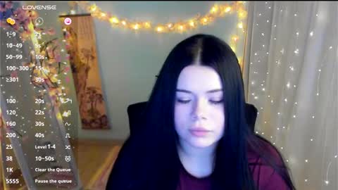 Snapshot of naomivibes chatting on 03.12.26 Naomi online show from 03.12.26