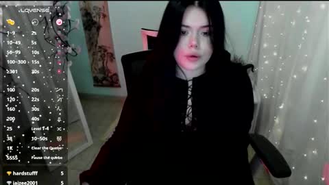 Snapshot of naomivibes chatting on 03.27.26 Naomi online show from 03.27.26