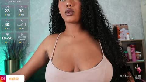 Snapshot of naomixjones1 chatting on 03.31.26 Naomi online show from 03.31.26