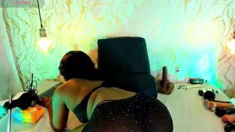 Naomy online show from 11.06.25